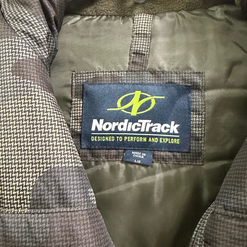 mens nordictrack puffer vest - Picture 3 of 3